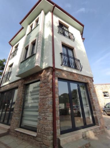 Marmaros Boutique Hotel